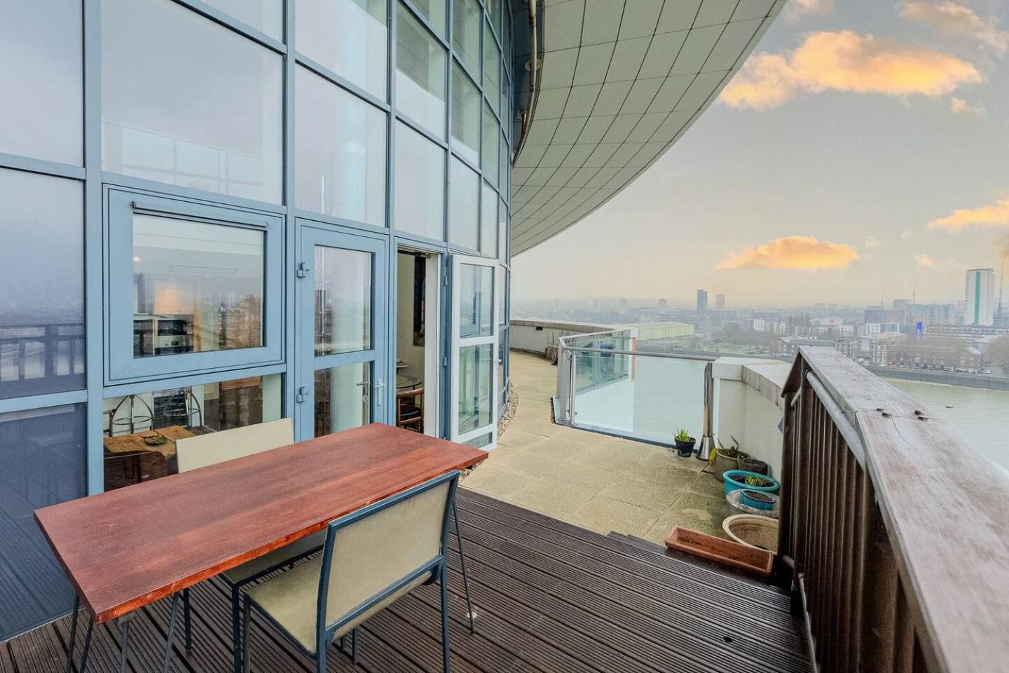 London Canary Wharf Riverside Penthouse Apartment 外观 照片